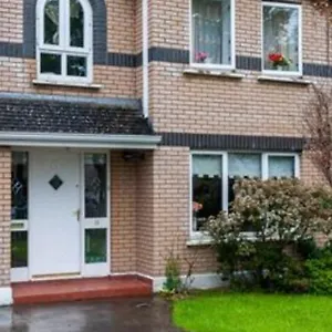 https://lara-house.dublin-hotelsweb.com